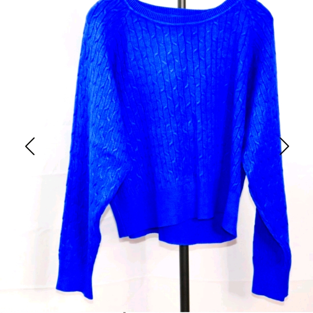 Set - Picture 3 of 3